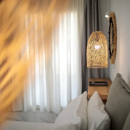 Hotel Cosmos 3*