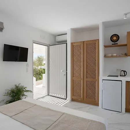 Cosmos Hotel Plaka (Naxos)